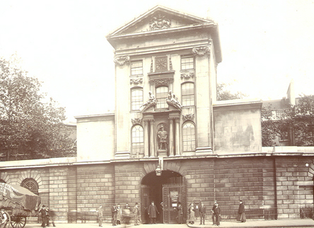 St.Bartholomews Hospital Henry VIII Gate, 1899.